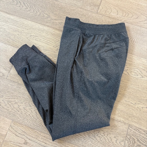 Lululemon Men’s Joggers Set - Picture 11 of 14